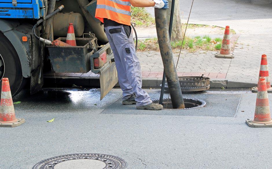 tarif débouchage canalisation Paris 13